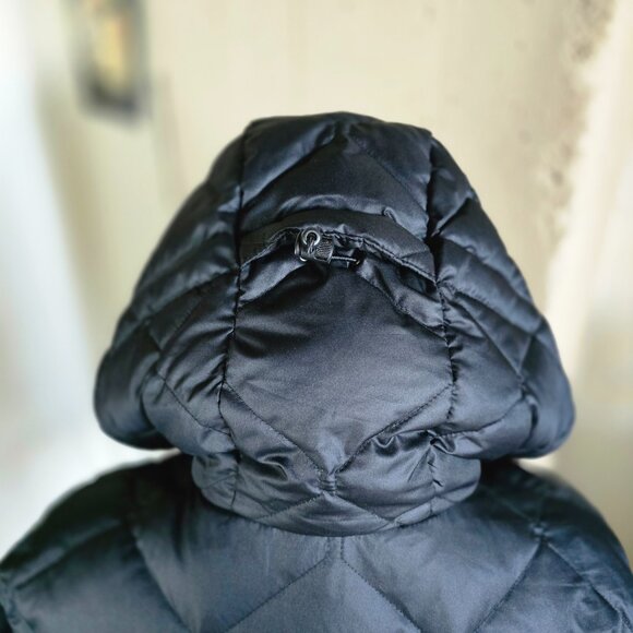 Eddie Bauer Two-Tone Hybrid Down Hooded Puffer Coat - Picture 9 of 13